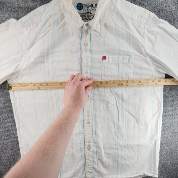 Quiksilver Button Up Shirt Short Sleeve Men Surf Outdoors Striped Large Colorful - Picture 11 of 16